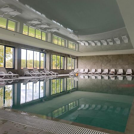 Red Bridge Resort - Apartament & Spa จีฟโนฟ ภายนอก รูปภาพ